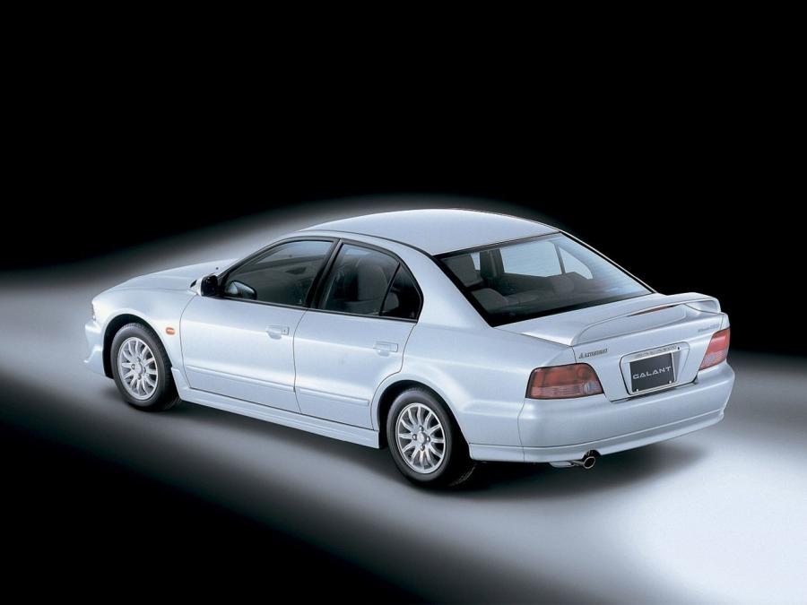  Mitsubishi Galant 1996 года  (JP) (фото 7 из 10)